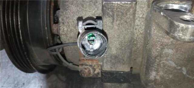 Foto 3ª: Compresor Aire Acondicionado Hyundai Accent 1.6 GLS FULL [1.6 LTR. - 82 KW 16V CAT]
