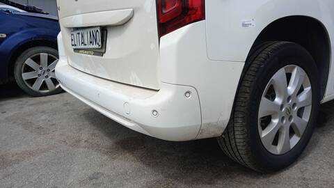 Foto 4ª: Paragolpes Trasero Opel Combo EDITION PLUS XL 102CV 75KW [YH01] (2019)