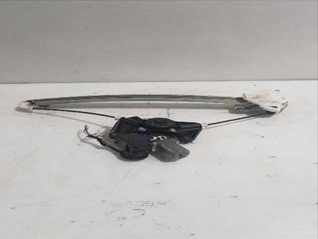 Elevalunas Eléctrico Delantero Derecho Toyota Yaris 1.5 HYBRID MXPH11) 92CV