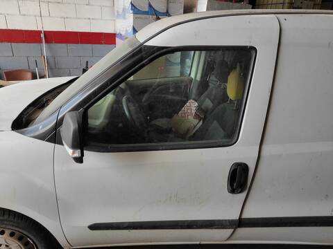 Puerta Delantera Izquierda Fiat Doblo 1.6 D 105CV 77KW II 263) CARGO 263A2000