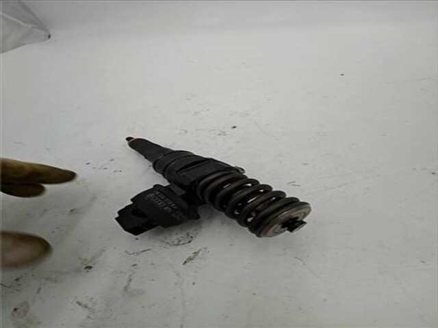 Foto 3ª: Inyectores Audi A4 1.9 TDI (96 KW) [1.9 LTR. - 96 KW TDI] [AVF]