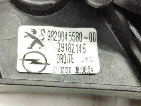 Foto 4ª: Elevalunas Manual Trasero Derecho Opel Corsa EDITION 101CV 74KW [HN05] (2020)