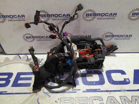 Foto 2ª: Caja Reles Fusibles Seat Mii 1.0 60CV [G/ CHY] (2011)