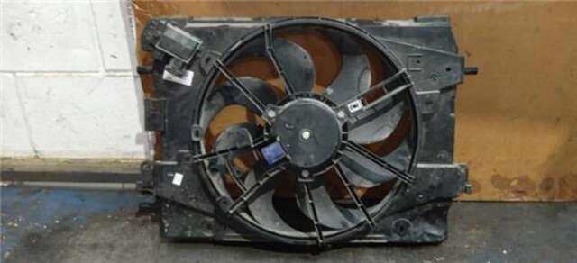 Foto 2ª: Electroventilador Renault Captur 0.9 DYNAMIQUE [0.9 LTR. - 66 KW TCE ENERGY] [H4BB408]
