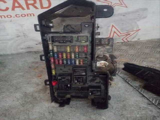 Foto 3ª: Caja Reles Fusibles Volvo S60 2.4 D BERLINA 130CV 96KW [D5244T2] (2002)