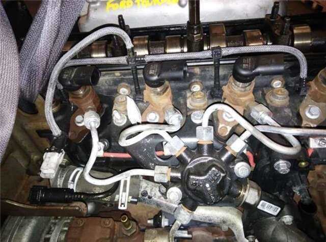 Foto 3ª: Biela Ford Tourneo 1.8 TDCI [RWPA]