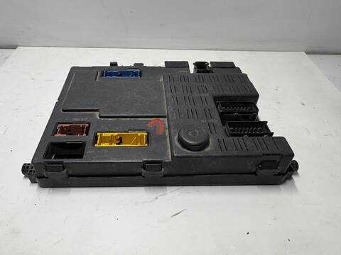 Caja Reles Fusibles Citroen Xsara PICASSO
