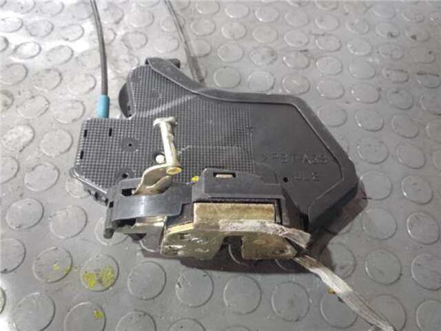 Cerradura Puerta Trasera Izquierda Toyota Avensis 2.0 D-4D