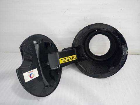 Tapa Exterior Combustible Peugeot 3008 STYLE 114CV