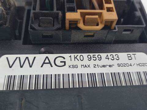 Foto 3ª: Centralita Motor ECU Seat Altea FAMILY 105CV 77KW [BXE] (2008)