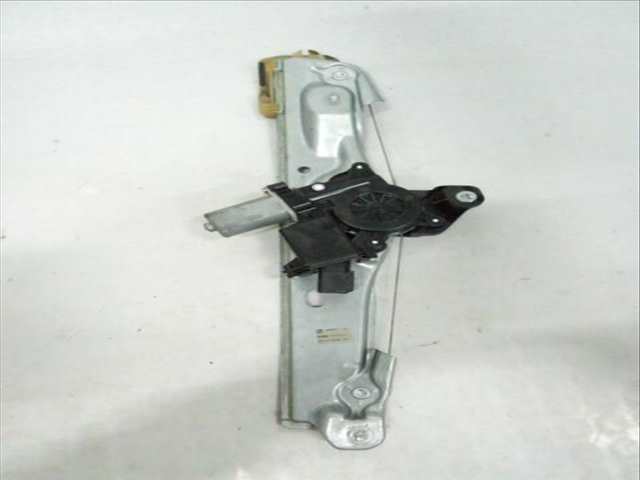 Elevalunas Manual Trasero Izquierdo Opel Astra 1.0 TURBO 68) 105CV 77KW