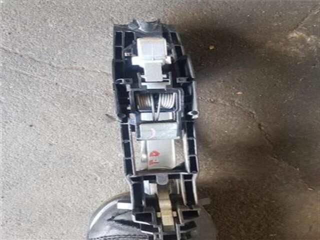 Foto 3ª: Maneta Exterior Trasera Derecha Mercedes Clase C 160 2.2 200 CDI (203.004) [2.2 LTR. - 85 KW CDI CAT] [OM 611.962]