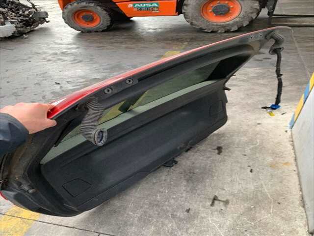 Foto 2ª: Portón Peugeot 308 1.6 HDI120CV [BH01] (2016)