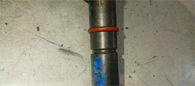 Foto 2ª: Inyectores Isuzu N NPR77 [4JH1-X]