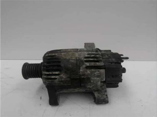 Foto 2ª: Alternador Renault Scenic 1.9 CONFORT EXPRESSION [1 9 LTR. - 96 KW DCI DIESEL FAP] 131CV JM) 2003 )