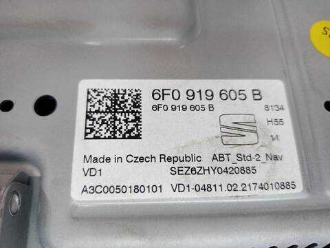 Foto 3ª: Pantalla Multifuncion Seat Arona XPERIENCE PLUS 110CV [DLAA] (2017)