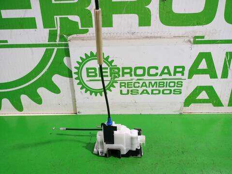 Foto 3ª: Cerradura Puerta Delantera Izquierda Fiat Doblo 1.3 16V M-JET CAT 95CV 70KW [330A1000] (2017)