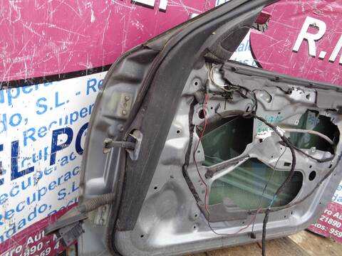 Foto 4ª: Puerta Delantera Derecha Bmw Serie 3 315 2.0 16V DIESEL CAT BERLINA 150CV 110KW [204D4] (2003)