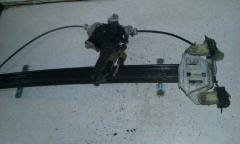 Foto 3ª: Elevalunas Eléctrico Delantero Izquierdo Hyundai H1 2.5 CRDI CAT 140CV 103KW [D4CB] (2004)