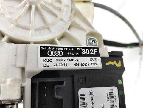 Foto 3ª: Elevalunas Manual Trasero Derecho Audi A3 1.2 TFSI AMBIENTE 105CV (2004)