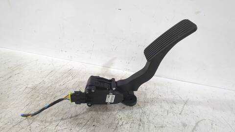 Foto 3ª: Pedal Acelerador Kia Ceed 1.6 CRDI HATCHBACK ED) [D4FB] (2007)