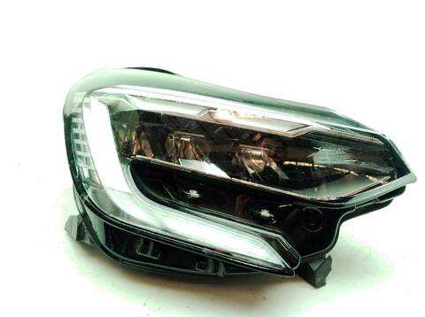 Faro Derecho Renault Captur VERSION INDEFINIDA