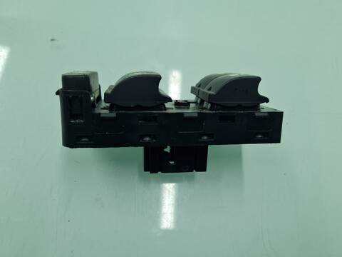 Foto 3ª: Botonera Elevalunas Citroen C3 FEEL 102CV 75KW [YH01] (2022)