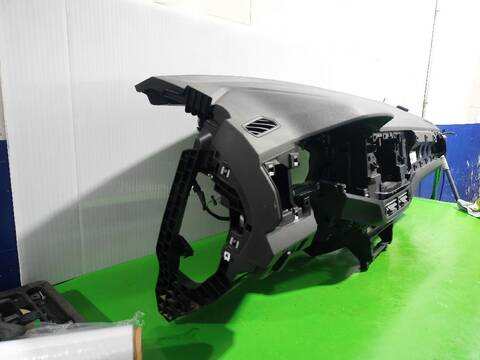 Foto 2ª: Salpicadero Volkswagen T-Cross ADVANCE 95CV [DKLA  DUSB  CHZL  DL] (2016)