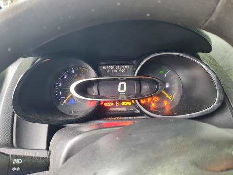 Foto 3ª: Cuadro de Instrumentos Renault Clio AUTHENTIQUE 75CV 55KW [K9K 612] (2015)