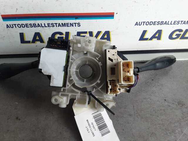 Foto 2ª: Mando Multifuncion Mitsubishi Montero 2.5 TDI [4D56] (2006)