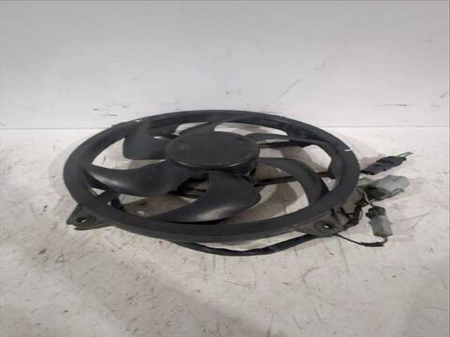 Foto 3ª: Electroventilador Peugeot 407 2.0 HDI 135 6DRHRH 6DRHRE 6DRHRG 6DRHRJ) 136CV [RHR (DW10BTED4)] (2004)