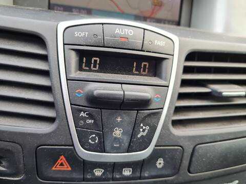 Mando Calefacción A. A. Renault Laguna III 140CV