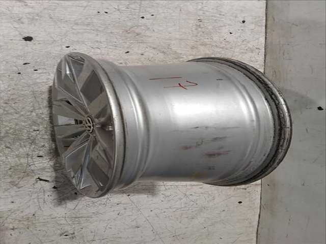 Foto 3ª: LLanta Chapa Volkswagen T-Roc 1.6 TDI 115CV [DGTE] (2017)