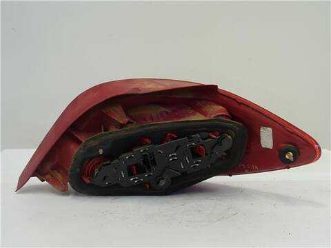 Foto 2ª: Piloto Trasero Izquierdo Peugeot 307 2.0 HDI 90 90CV 66KW [RHY (DW10TD)] (2002)