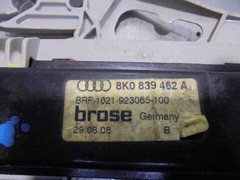 Foto 3ª: Elevalunas Manual Trasero Derecho Audi A4 BASICO AVANT 143CV 105KW [CAG] (2008)