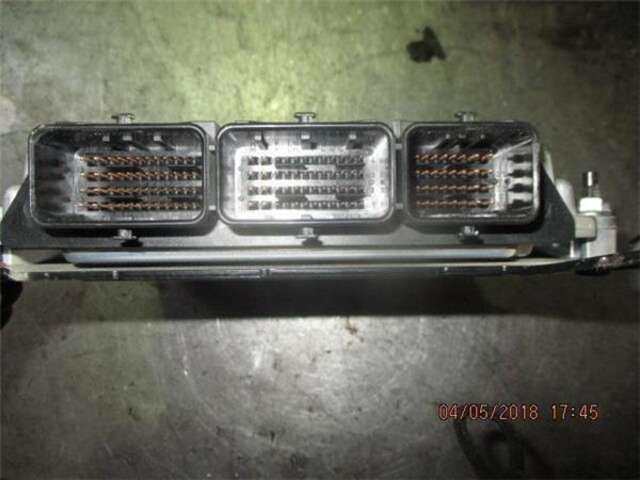 Foto 3ª: Centralita Motor ECU Renault Laguna 2.0 AUTHENTIQUE [2.0 LTR. - 96 KW DCI DIESEL CAT] [M9RG742]