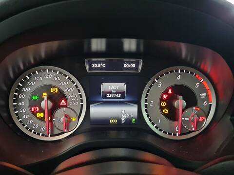 Foto 2ª: Cuadro de Instrumentos Mercedes Clase A 140 A 200 CDI - D 176.008) 136CV 100KW [OM 651.930] (2014)