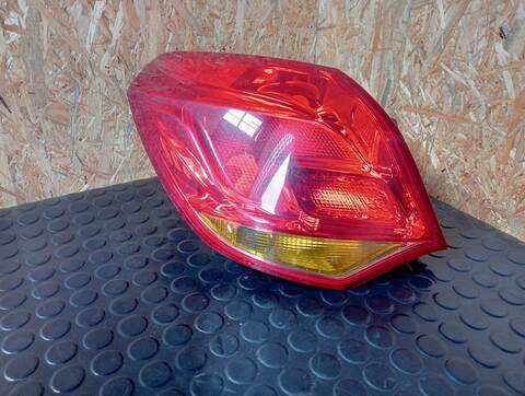 Piloto Trasero Izquierdo Opel Astra 1.3 16V CDTI 95CV