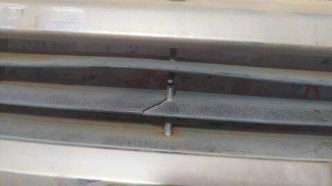 Foto 3ª: Rejilla Delantera Saab 90 I 16 KAT SPORT 180CV 132KW [B202L] (1992)