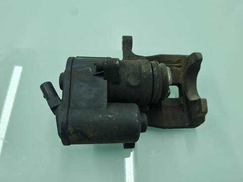 Foto 3ª: Pinza Freno Trasera Izquierdo Volkswagen Passat 2.0 TDI BERLINA 140CV 103KW [CBA] (2010)