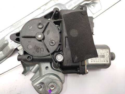 Foto 2ª: Elevalunas Eléctrico Delantero Derecho Peugeot 308 1.6 HDI 109CV 80KW [9HZ] (2009)