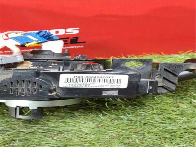 Foto 4ª: Mando Multifuncion Citroen Jumpy 1.6 HDI 90 27 L1H1 FURGON [1 6 LTR. - 66 KW 16V HDI] 90CV [9HU] (2008)