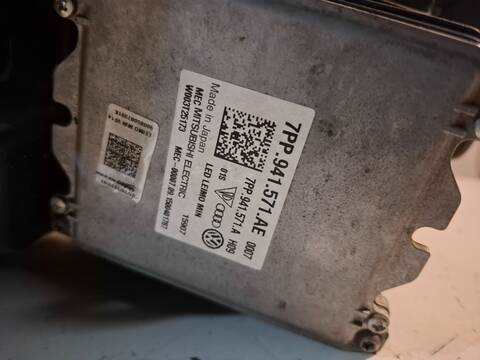 Foto 3ª: Faro Derecho Volkswagen Transporter D T 6.1 FURGON SH) CXHA (2019)