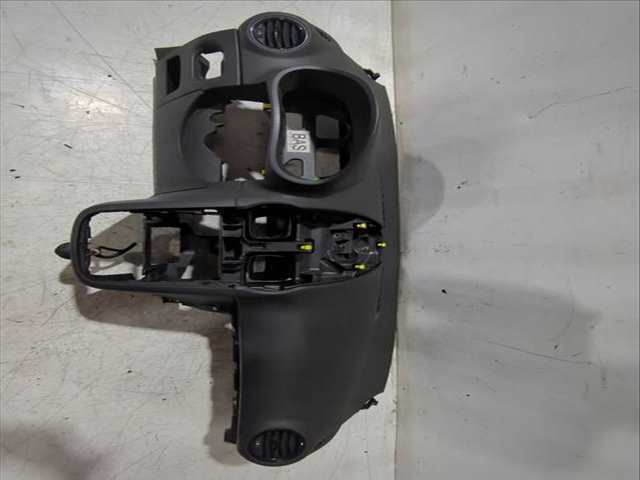 Foto 3ª: Salpicadero Opel Corsa 1.2 L08 L68) 80CV 59KW [Z 12 XEP] (2010)