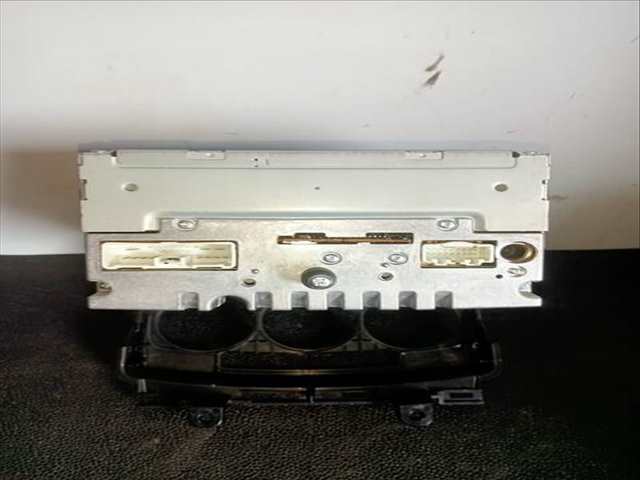 Foto 2ª: Sistema Audio Radio CD Mazda 5 2.0 SPORTIVE 145CV (2005)