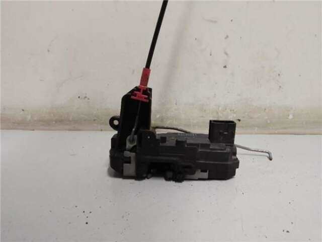 Cerradura Puerta Trasera Derecha Opel Zafira 1.9 CDTI (120 CV)