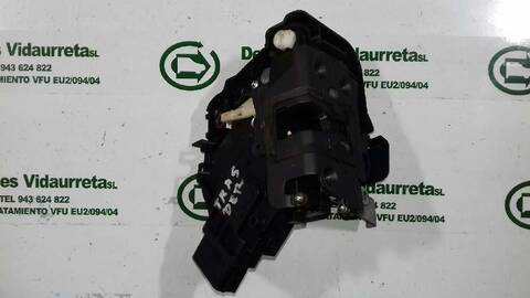 Cerradura Puerta Trasera Derecha Ford Focus TREND BERLINA 115CV 85KW
