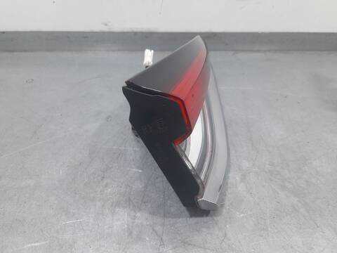 Foto 2ª: Piloto Trasero Izquierdo Toyota Corolla HYBRID ACTIVE 98CV 72KW [2ZR] (2019)