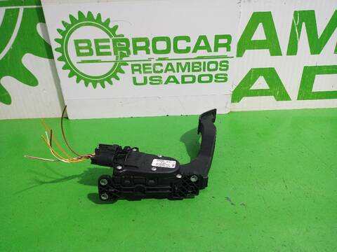 Foto 3ª: Pedal Acelerador Ford Fiesta AMBIENTE 68CV (2001)