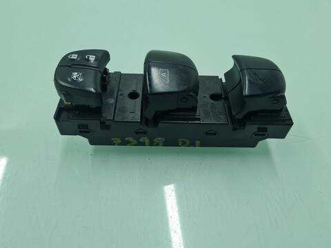 Botonera Elevalunas Nissan Qashqai ACENTA 116CV 85KW
